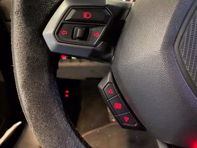 2017 Lamborghini Huracan - ZHWUC2ZF6HLA06689 - Image #12