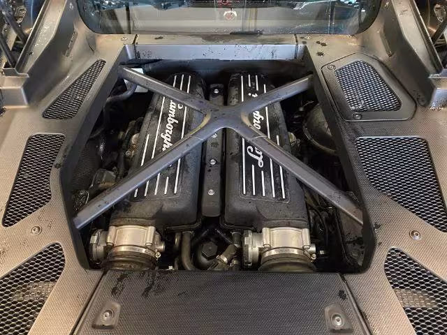 2017 Lamborghini Huracan - ZHWUC2ZF6HLA06689 - Image #18