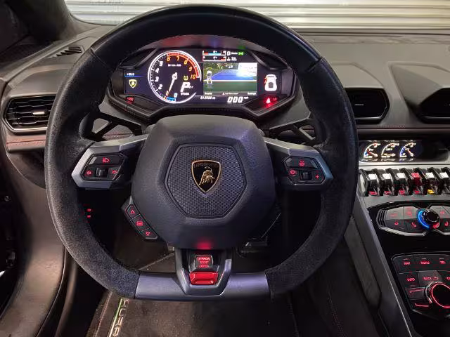 2017 Lamborghini Huracan - ZHWUC2ZF6HLA06689 - Image #10
